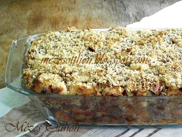 diós rakott kalács aszalt gyümölccsel fotó