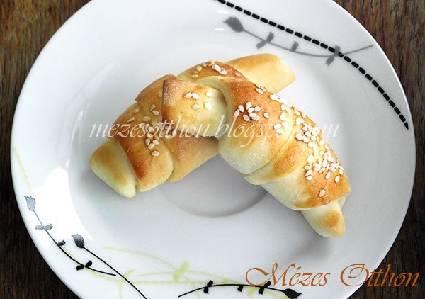  szezámmagos sörkifli bacon szalonnával sajttal fotó