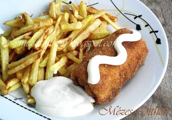 hortobágyi húsos palacsinta tartármártással fotó