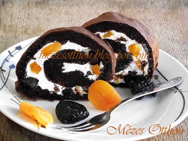 lisztmentes liszt nélküli kakaós piskótatekercs túrókrémmel