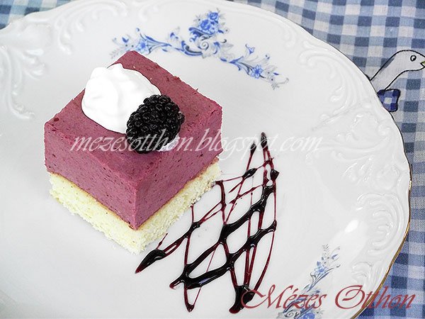 vörösboros szedres kocka fotó